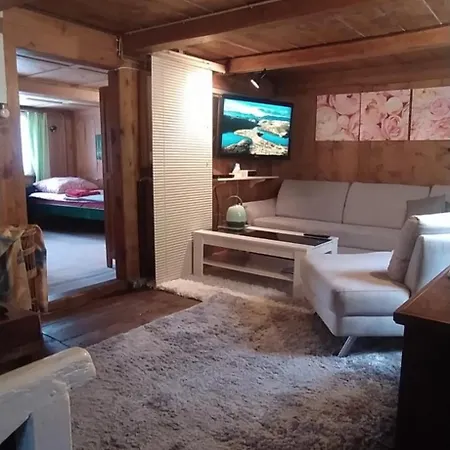 Dom Wiejski Artur Kwatera prywatna *