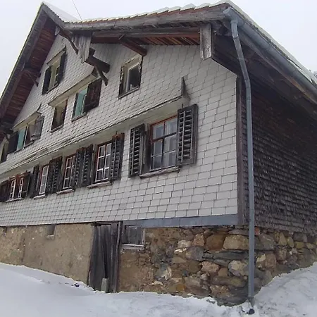 Dom Wiejski Artur Goldingen